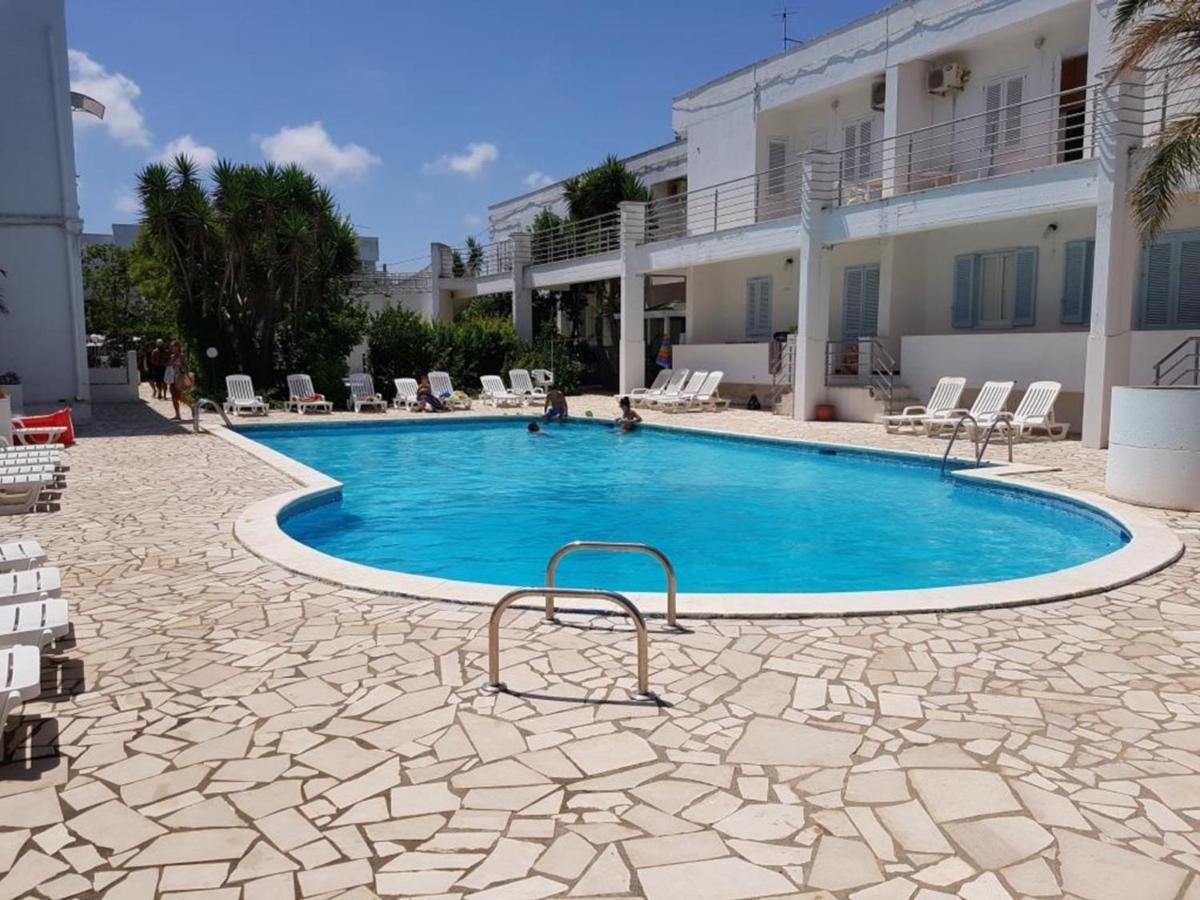 Salento Vacanze วิลลานอวา ดิ ออสตูนี ภายนอก รูปภาพ